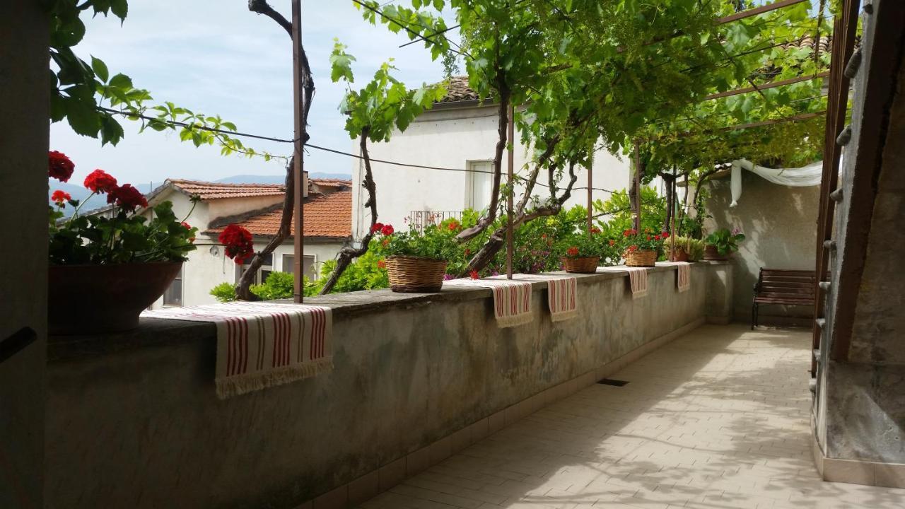 Palazzo De Fabritiis Bed & Breakfast Rosciano  Екстериор снимка